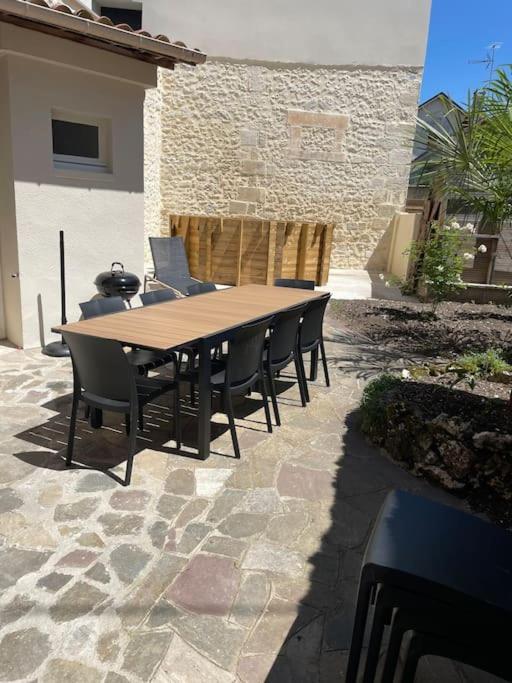 Maison 5 Chambres 3Sdb En Ville Avec Piscine Périgueux Zewnętrze zdjęcie